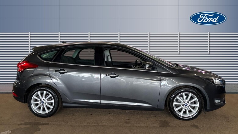 Ford Focus 1.6 125 Titanium 5dr Powershift Petrol Hatchback